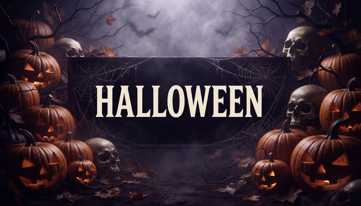 Halloween banner met lichtgevende pompoenen, schedels, spinnenwebben en vleermuizen - Halloween 2026 bij Wapshop.nl