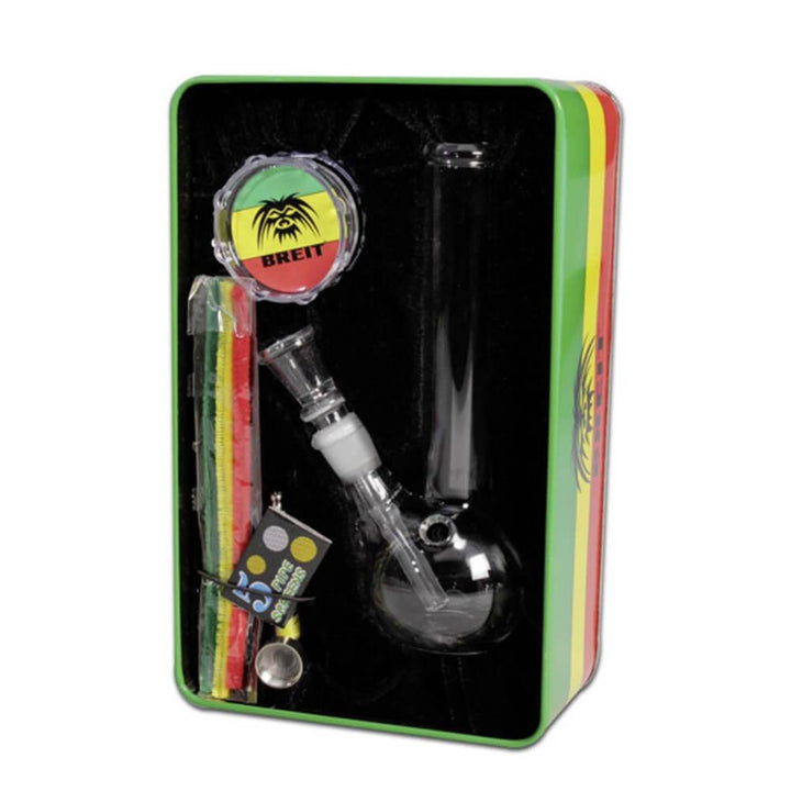 Complete Rasta Mini Bong Cadeauset in kleurrijke opbergblik, inclusief glazen bong, grinder, aansteker en accessoires. Perfect als cadeau of voor eigen gebruik.