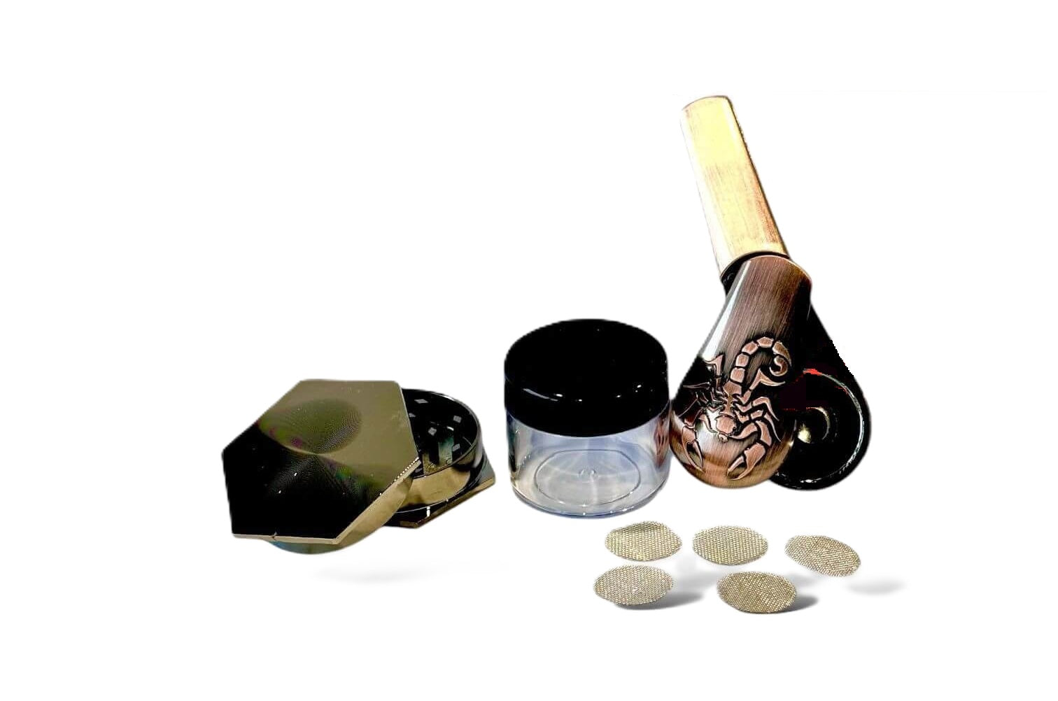 Scorpio Smoke Pakket, Scorpio smoke pakket met luxe bronskleurige rookpijp, voorraadpotje van 20 ml, hexagon grinder in Black Gun en 5 gaasjes voor optimaal gebruiksgemak