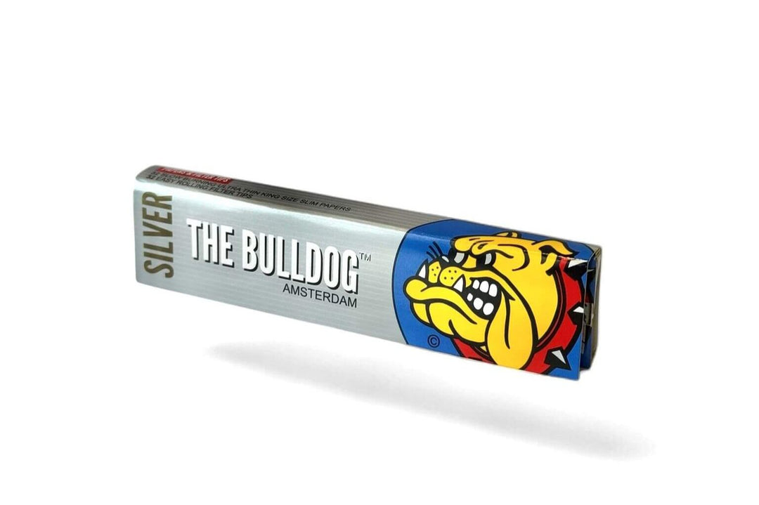 The Bulldog Amsterdam Silver King Size Slim rolling paper, inclusief filter tips, extra dun en van premium kwaliteit.