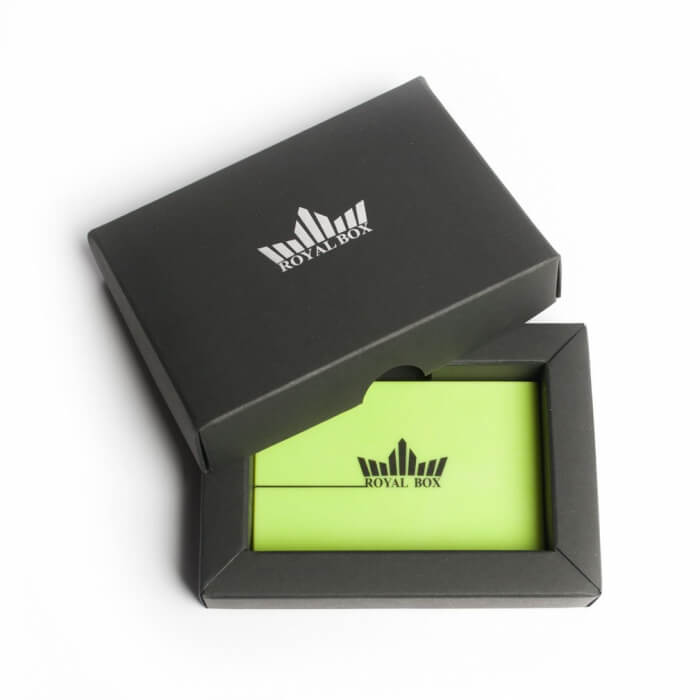Royal Box – Plastic Party Green in zwarte doosverpakking met zichtbaar logo